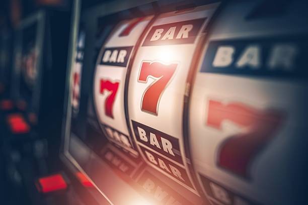 Live roulette table with dealer